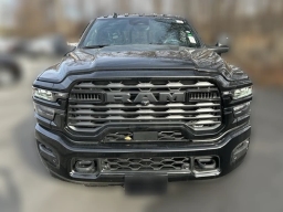 Ram 3500 Big Horn 4x4 Crew Cab 8' Box 2026