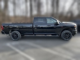 Ram 3500 Big Horn 4x4 Crew Cab 8' Box 2026