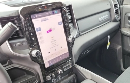 Ram 2500 Big Horn 4x2 Crew Cab 6'4" Box 2026