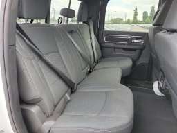 Ram 2500 Big Horn 4x2 Crew Cab 6'4" Box 2026