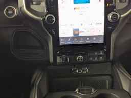 Ram 2500 Big Horn 4x2 Crew Cab 6'4" Box 2026