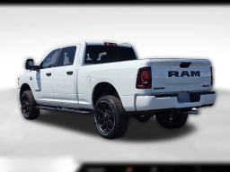 Ram 2500 Big Horn 4x4 Crew Cab 6'4" Box 2026