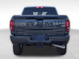 Ram 2500 Big Horn 4x4 Crew Cab 6'4" Box 2026
