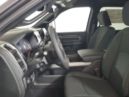 Ram 2500 Big Horn 4x4 Crew Cab 6'4" Box 2026