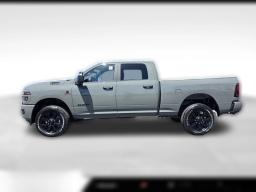 Ram 2500 Big Horn 4x4 Crew Cab 6'4" Box 2026