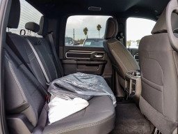 Ram 2500 Big Horn 4x4 Crew Cab 6'4" Box 2026