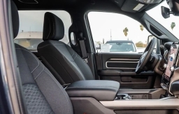 Ram 2500 Big Horn 4x4 Crew Cab 6'4" Box 2026