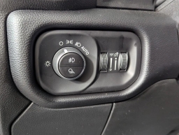 Ram 2500 Laramie 4x4 Crew Cab 6'4" Box 2026