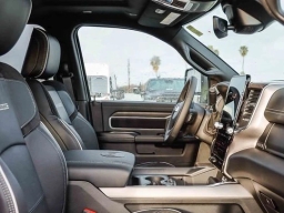 Ram 2500 Laramie 4x4 Crew Cab 6'4" Box 2026