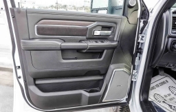 Ram 2500 Laramie 4x4 Crew Cab 6'4" Box 2026