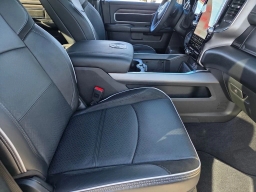 Ram 2500 Laramie 4x4 Crew Cab 6'4" Box 2026