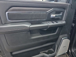 Ram 2500 Laramie 4x4 Crew Cab 6'4" Box 2026