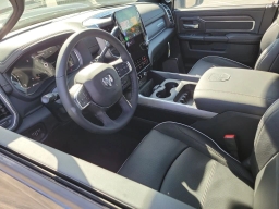 Ram 2500 Laramie 4x4 Crew Cab 6'4" Box 2026