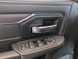 Ram 2500 Laramie 4x4 Crew Cab 6'4" Box 2025