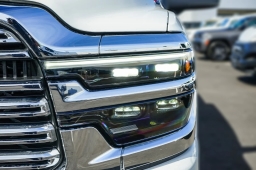 Ram 2500 Laramie 4x4 Crew Cab 6'4" Box 2026