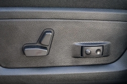 Ram 2500 Laramie 4x4 Crew Cab 6'4" Box 2026