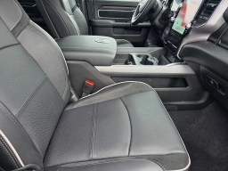 Ram 2500 Laramie 4x4 Crew Cab 6'4" Box 2026