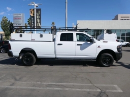 Ram 2500 Tradesman 4x4 Crew Cab 8' Box 2025