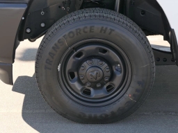 Ram 2500 Tradesman 4x4 Crew Cab 8' Box 2025