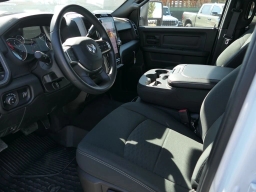 Ram 2500 Tradesman 4x4 Crew Cab 8' Box 2025