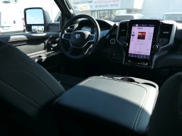 Ram 2500 Tradesman 4x4 Crew Cab 8' Box 2025