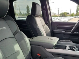 Ram 2500 Laramie 4x4 Mega Cab 6'4" Box 2026