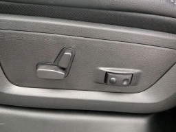 Ram 2500 Laramie 4x4 Mega Cab 6'4" Box 2026