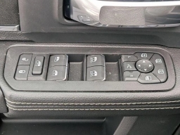 Ram 2500 Laramie 4x4 Mega Cab 6'4" Box 2026