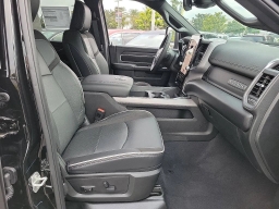 Ram 2500 Laramie 4x4 Mega Cab 6'4" Box 2026