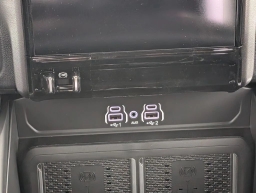 Ram 2500 Laramie 4x4 Mega Cab 6'4" Box 2026