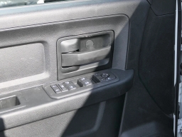 Ram 3500 Tradesman 4x4 Crew Cab 8' Box 2026