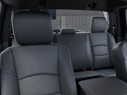 Ram 3500 Tradesman 4x4 Crew Cab 8' Box 2026