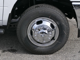 Ram 3500 Tradesman 4x4 Crew Cab 8' Box 2026