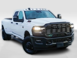 Ram 3500 Tradesman 4x4 Crew Cab 8' Box 2026