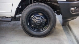 Ram 3500 Tradesman 4x4 Crew Cab 8' Box 2026