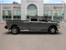 Ram 3500 Tradesman 4x4 Crew Cab 8' Box 2026
