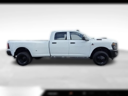 Ram 3500 Tradesman 4x4 Crew Cab 8' Box 2026