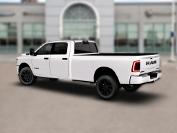 Ram 3500 Big Horn 4x4 Crew Cab 8' Box 2026