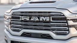 Ram 3500 Laramie 4x4 Crew Cab 8' Box 2026