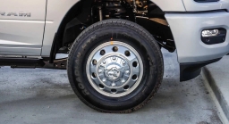 Ram 3500 Laramie 4x4 Crew Cab 8' Box 2026