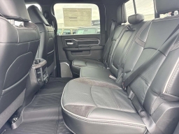 Ram 3500 Laramie 4x4 Crew Cab 8' Box 2026