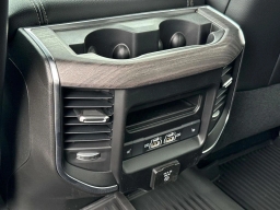 Ram 3500 Laramie 4x4 Crew Cab 8' Box 2026