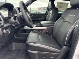 Ram 3500 Laramie 4x4 Crew Cab 8' Box 2026