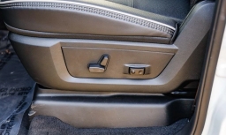 Ram 3500 Laramie 4x4 Crew Cab 8' Box 2026