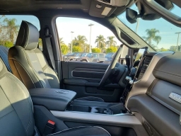 Ram 3500 Laramie 4x4 Crew Cab 8' Box 2026