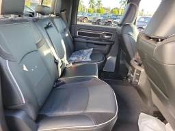 Ram 3500 Laramie 4x4 Crew Cab 8' Box 2026