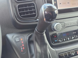 Ram ProMaster Cargo Van Tradesman 1500 Low Roof 118" WB w/Pass Seat 2026