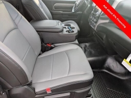 Ram 2500 Tradesman 4x4 Reg Cab 8' Box 2026