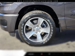 Ram 1500 Express 4x2 Crew Cab 5'7" Box 2026