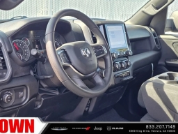 Ram 1500 Express 4x2 Crew Cab 5'7" Box 2026